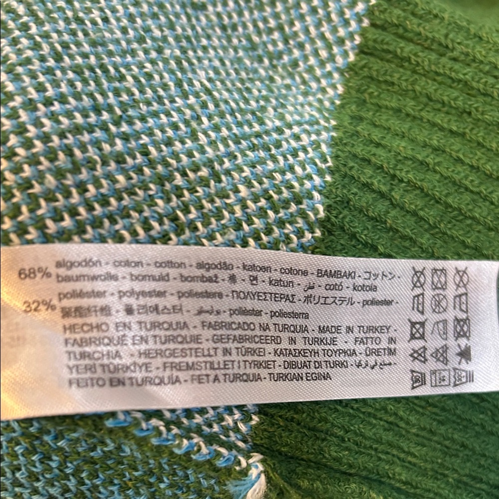 NWT Zara thick Mushroom Sweater graphics on back !! - Picture 9 of 9